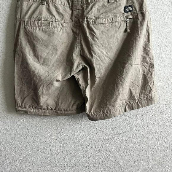 The North Face Women's Rainier Khaki Convertible Pants Size S Style ASXQ - Picture 12 of 12